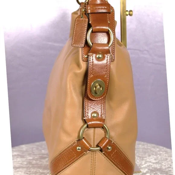 Coach Leather Hobo Shoulder Bag Tan Brown Brass Hardware NWOT - Picture 2 of 15